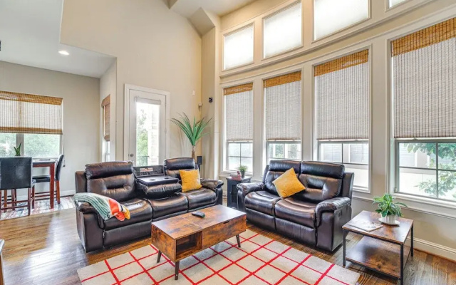 3 Bedrooms Apartment with balcony