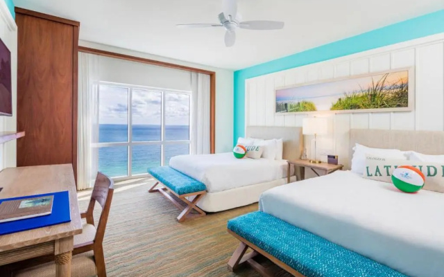 2 Bedrooms Suite oceanfront