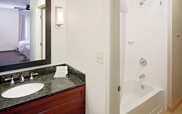 2 Bedrooms Sextuple Suite