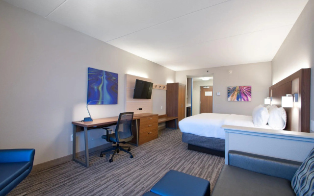 1 Bedroom Suite