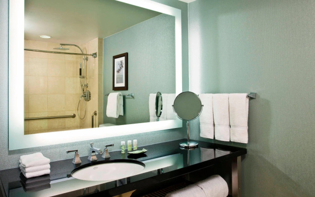 Standard Double room with city view