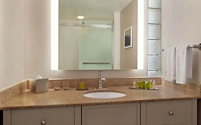 Room with Patio or Balcony and with Camelback mountain view