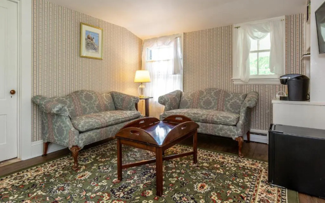 2 Bedrooms Suite