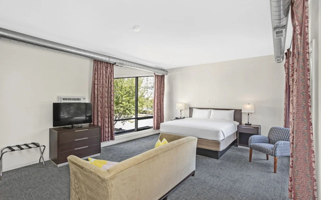 Double Suite