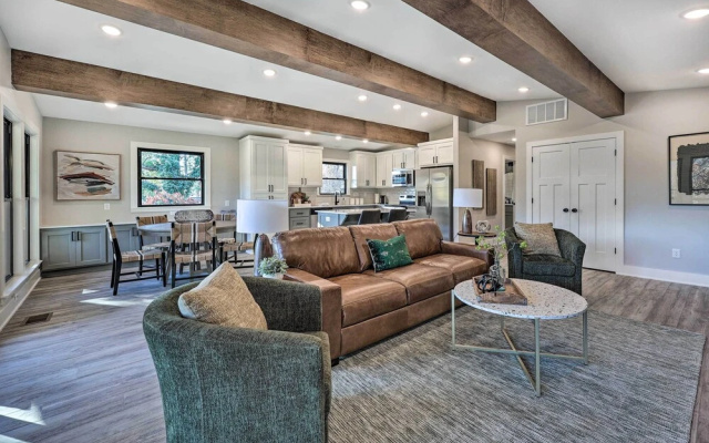 4 Bedrooms Cottage