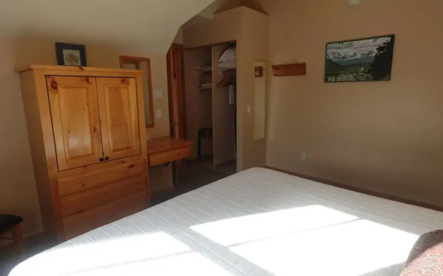 1 Bedroom Suite