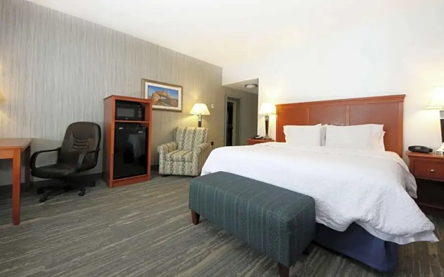 Grand room