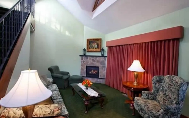 Quadruple Suite