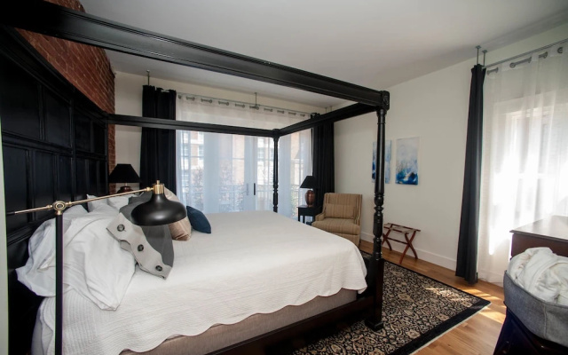 Standard room with balcony