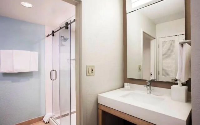 1 Bedroom Double Suite