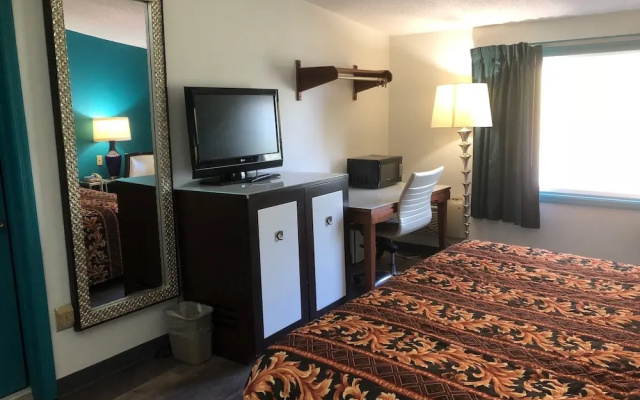 Economy room