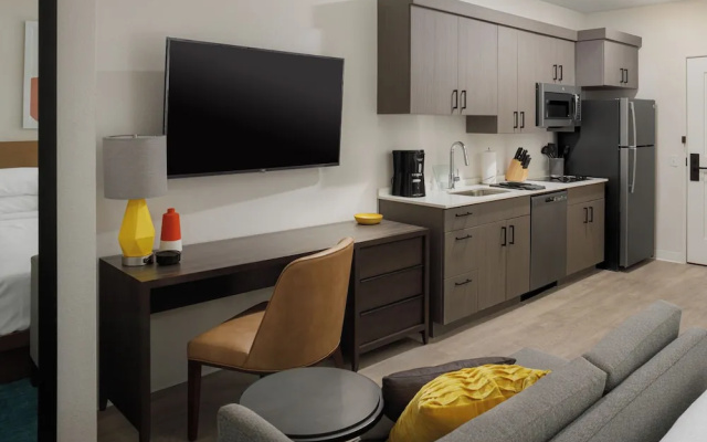 Suite with balcony