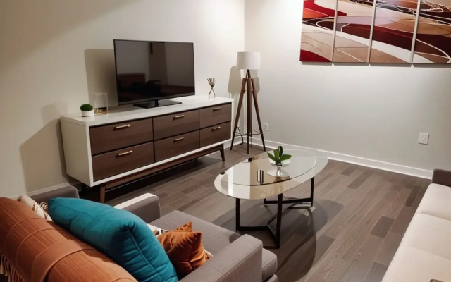 3 Bedrooms Apartment