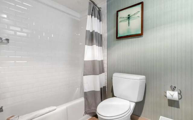 Double Suite with courtyard view