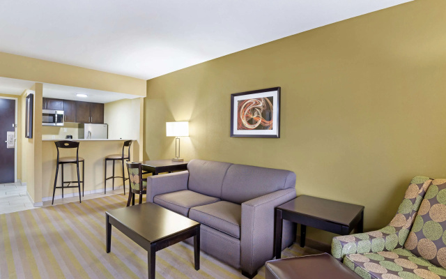 Double Suite