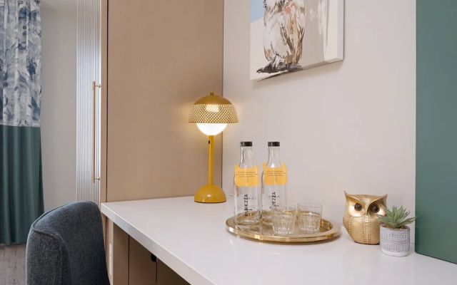 Double Suite