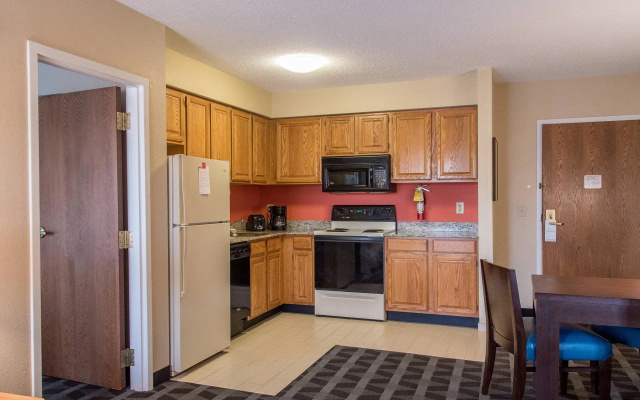 2 Bedrooms Suite