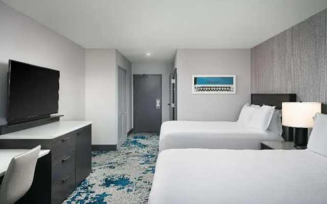 Standard Sextuple room with city view