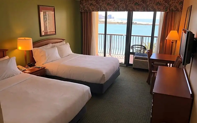 Double Suite with balcony and with bay view