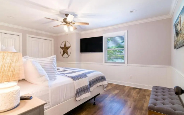 3 Bedrooms Cottage