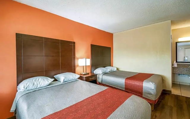 Economy room