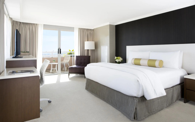 Superior Quadruple room with balcony