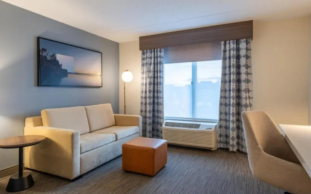 Double Suite with balcony and with bay view