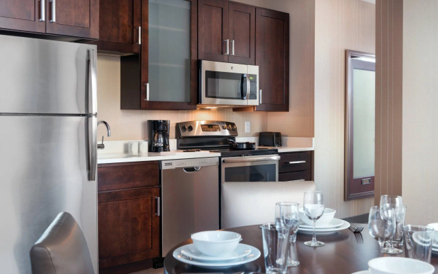 2 Bedrooms Suite