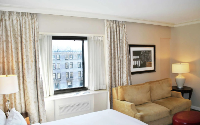Deluxe Double room with city view