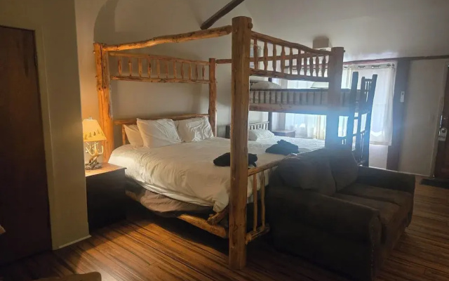 Standard Quadruple Family room with balcony