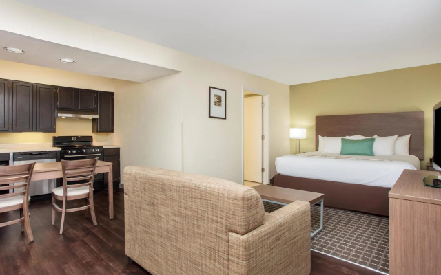 Deluxe Double Suite