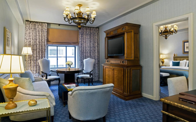 Caroline Astor Double Suite