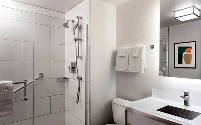 Standard Double room with city view