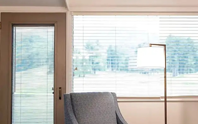 Standard room with balcony and with golf view