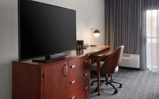 1 Bedroom Suite