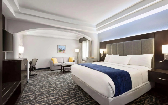 Double Suite