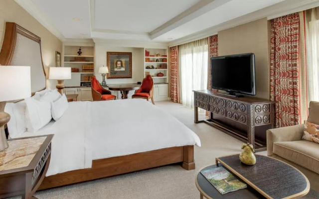 1 Bedroom Double Suite with balcony
