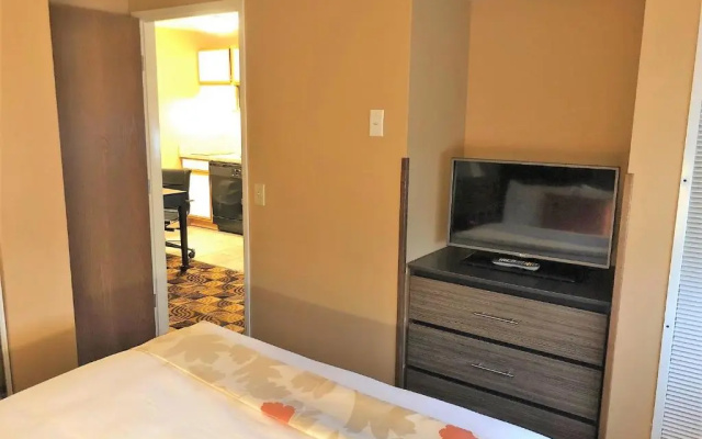 Deluxe Double Suite