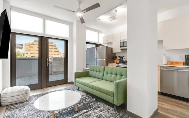 1 Bedroom Apartment with balcony