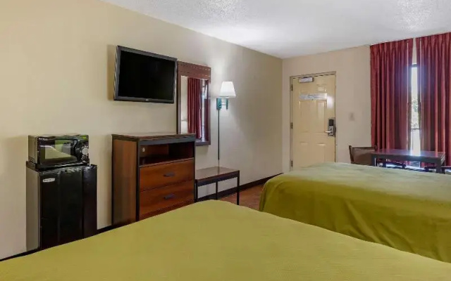 Standard Sextuple room