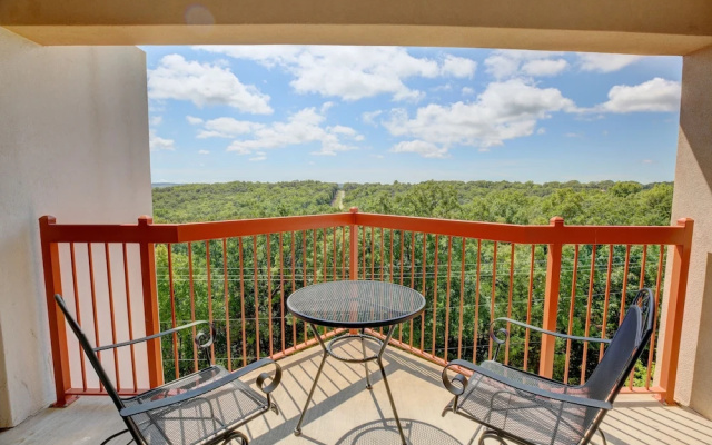 2 Bedrooms Deluxe Penthouse room with balcony