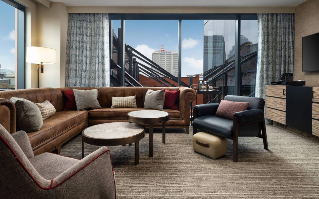 1 Bedroom Double Suite with city view
