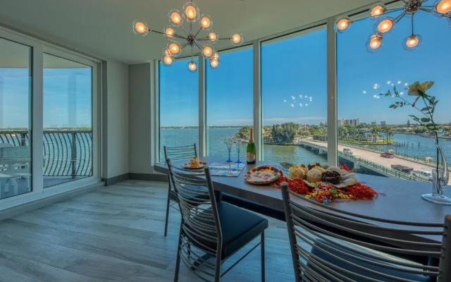 3 Bedrooms Suite with balcony and with water view