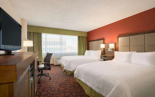 2 Bedrooms Sextuple Suite