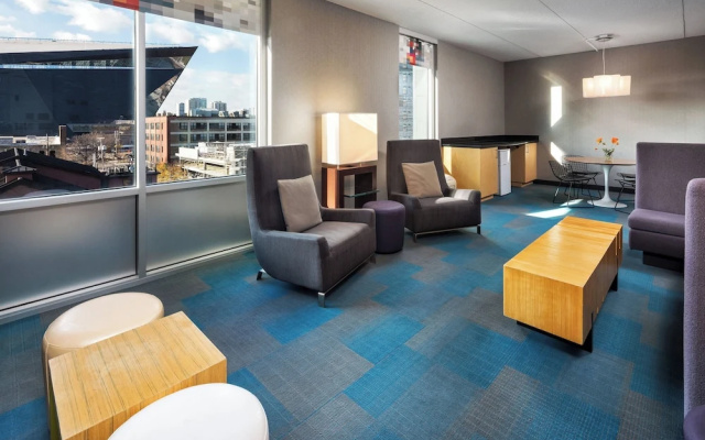 1 Bedroom Suite with city view