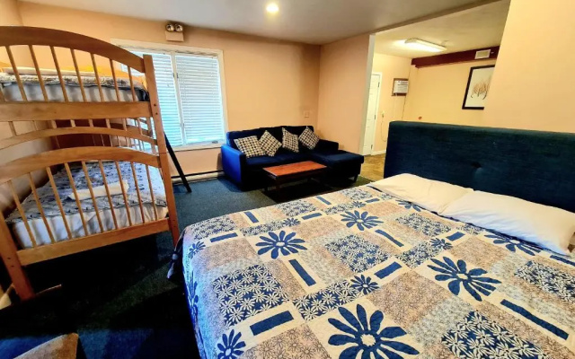 1 Bedroom Basement Apartment