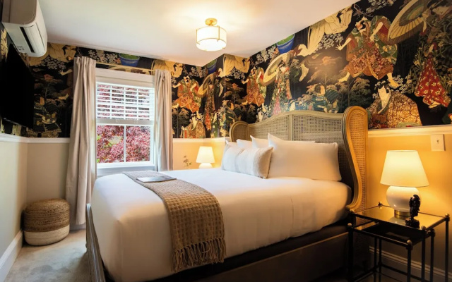 Classic room