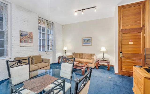 Standard Suite