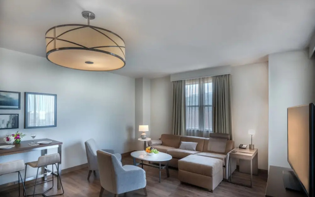 1 Bedroom Suite