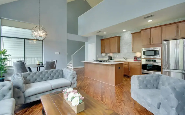 3 Bedrooms Cottage with balcony